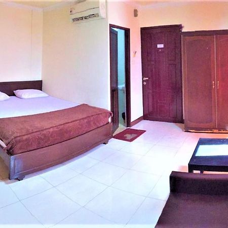 Hotel Aroma Inn Pontianak Luaran gambar