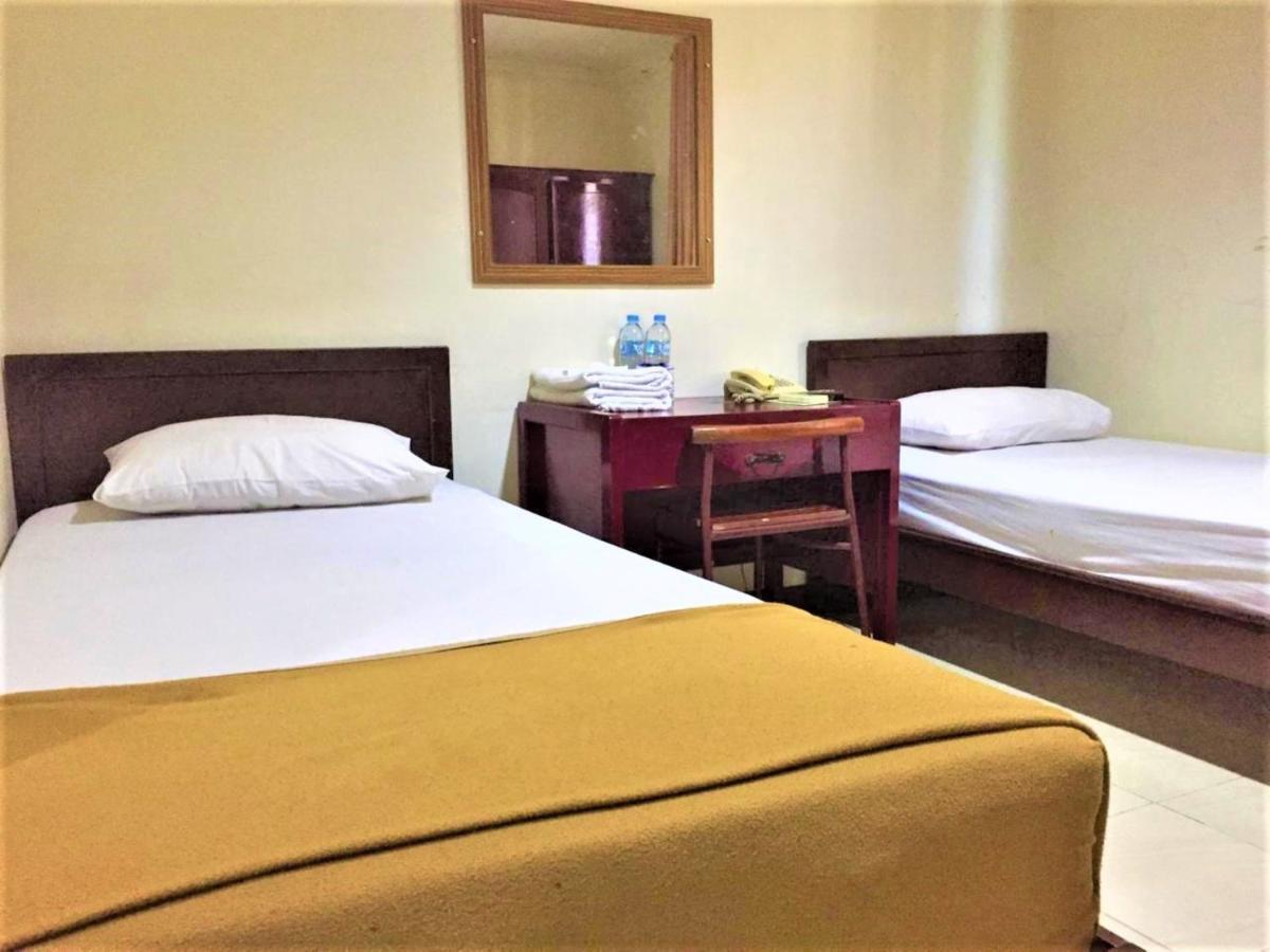 Hotel Aroma Inn Pontianak Luaran gambar