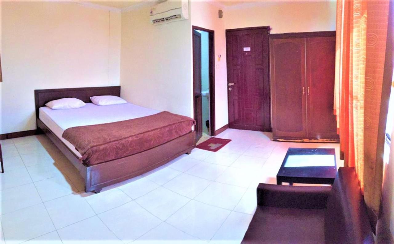 Hotel Aroma Inn Pontianak Luaran gambar
